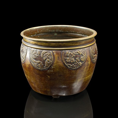 Small antique bronze planter - small,