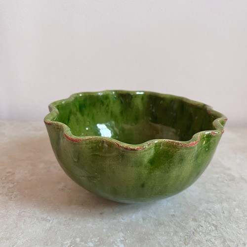 Moroccan scalloped edge