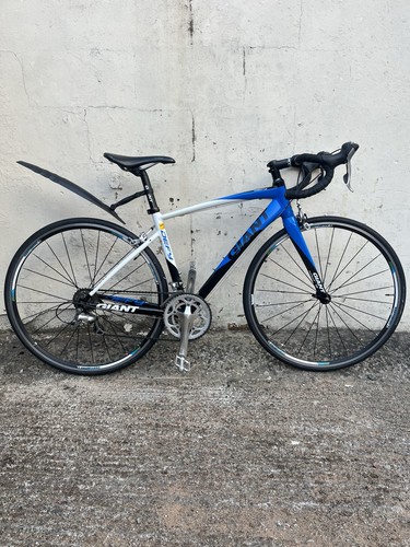 Giant defy road bike - giant,