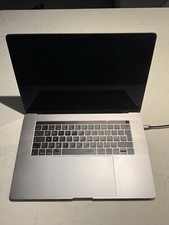 Macbook pro 2018 15 inch 2.6 i7, 32GB Ram, 512 SSD