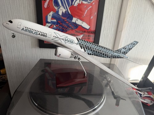 Airbus house colours a350 - house,