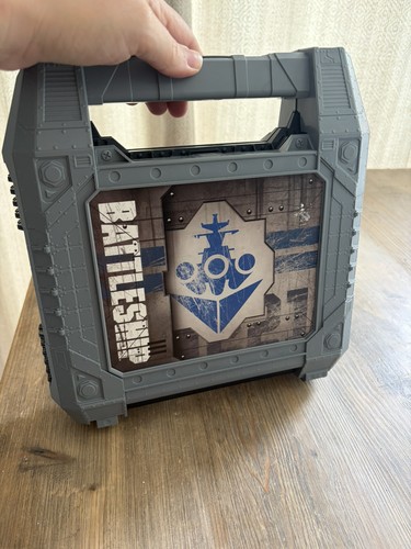 Hasbro 2011 battleships game - battleships,