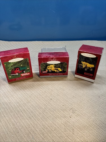 Hallmark keepsake - (3),