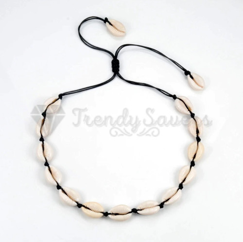Women natural cowrie - cowrie, shell