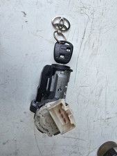 TOYOTA YARIS TR D4D MK2 Ignition Barrel and Key 2010 (TZ6)