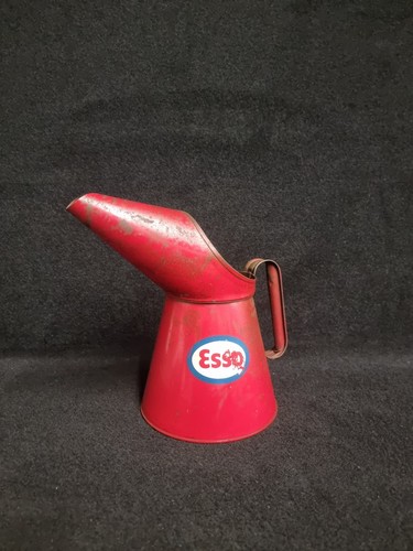 Vintage esso half gallon oil - half,
