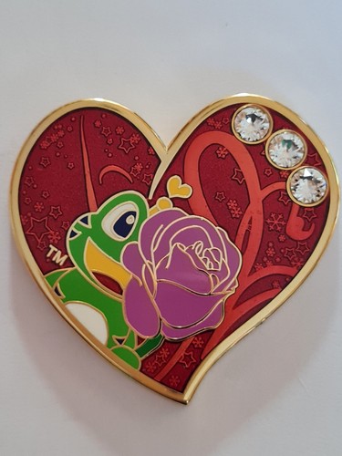 Geocoin hearts and flowers - and,