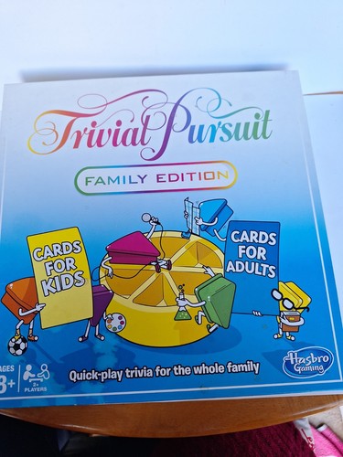 Hasbro trivial pursuit family - pursuit,