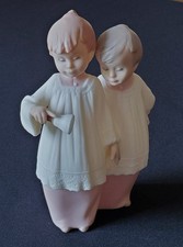 Nao Lladro Choir Boys with
