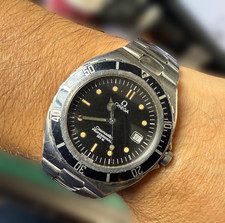 OMEGA Pre-Bond  'JUMBO 40'  Seamaster  396.1061 Classic Diver c1989 with Box.