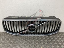 Volvo 142 Front Bumper Grille Radiator 31425539 1846
