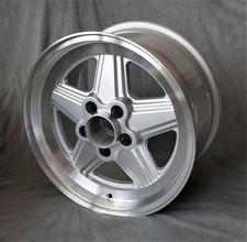 Maxilite Penta 16x8" 5x112 PCD