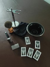 The Muhle Chrome Safety Razor