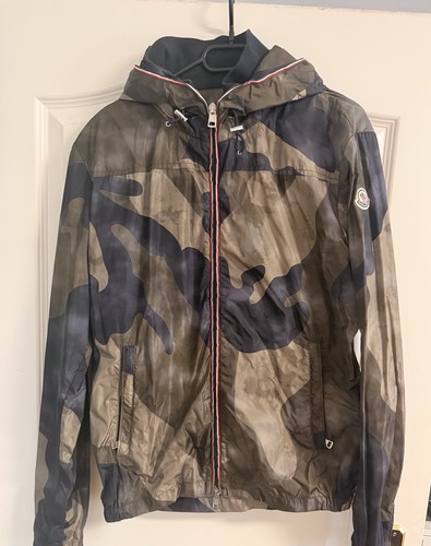 Moncler windbreaker nath size - moncler,