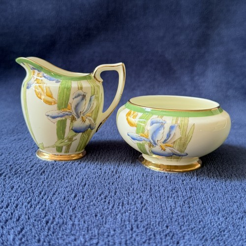 Royal doulton iris - iris, v1346