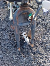 Honda Lead Scv100  scooter breaking front forks