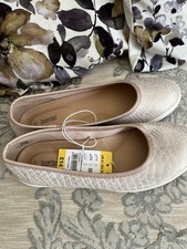 Size 6 Ladies “sole flex” Premium Comfort Pump From Matalan