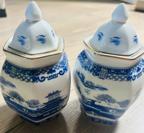 Ringtons ceramics willow - ringtons,