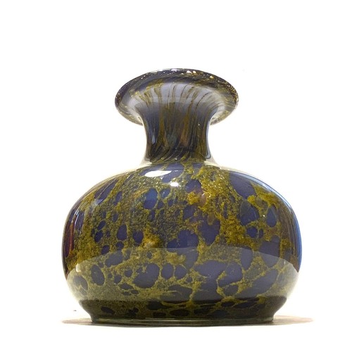 Vintage purple gold - &,