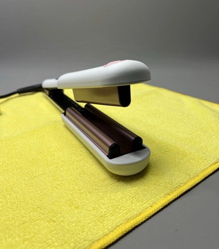 Hair crimper triple barrel - crimper,