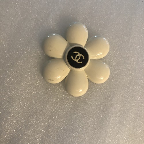 Chanel white broach great - chanel,