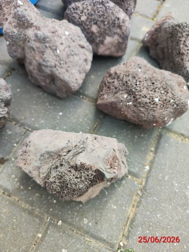 Aquarium black lava rock with - rock,