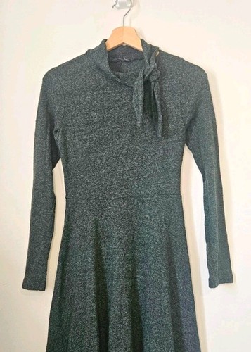 Zara green knit stretch - zara,