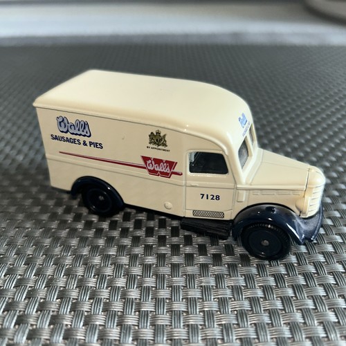 Lledo 1950 bedford - bedford, cwt