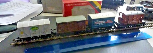 Hornby goods train wagons - hornby, 3