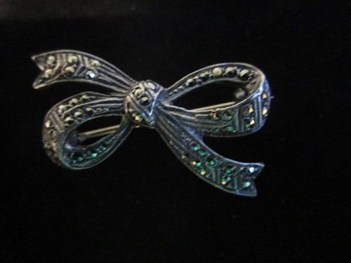 Vintage silver marcasite bow - silver,