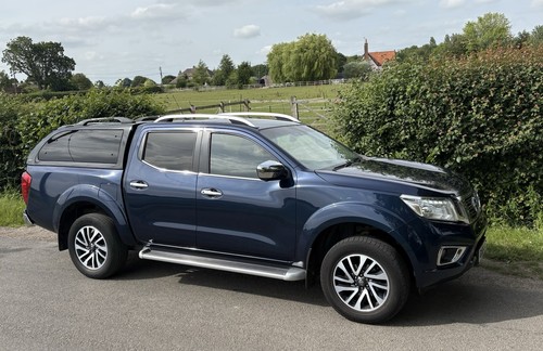Nissan navara tekna - nissan,
