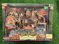 2001 Harry Potter Hogwarts School Deluxe Electronic Playset Brand New Sealed