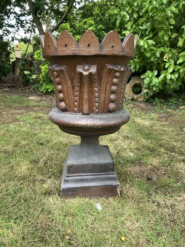 Large victorian salt - large, glazed