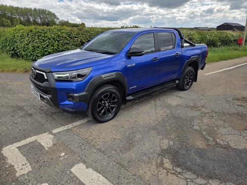Toyota hilux invincible d4d - invincible, x
