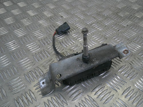 Volvo v70 headlight wiper - v70,