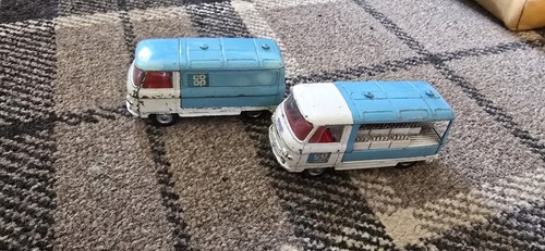 Corgi commer 4 - x,