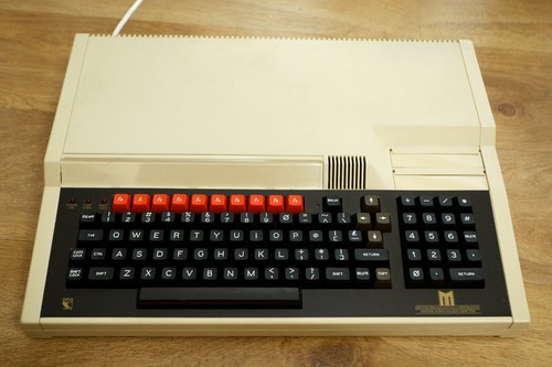 Acorn bbc master 128k micro - bbc,