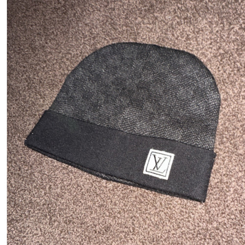 Louis vuitton monogram knit - louis,