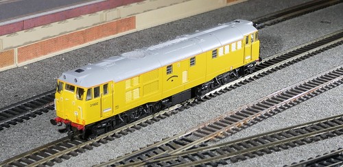 Hornby r3745 class - hornby,