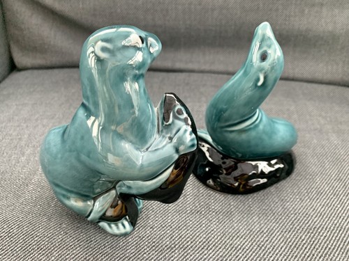 Poole blue seal - seal, otter