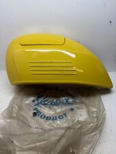 GENUINE Vespa 125 150 Super SIDE PANEL  part numbers 91888 137916 NOS