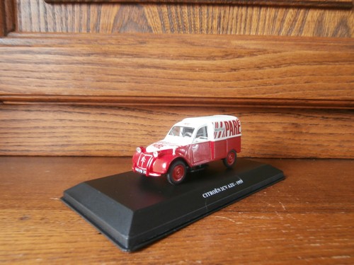 Citroen 2cv azu biscuits pair - azu,