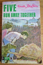 Five Run Away Together Enid Blyton Eileen Soper Knight Books  1977 Paperback