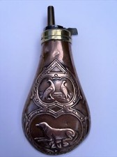 ANTIQUE EMBOSSED FLINTLOCK PISTOL GUN POWDER-FLASK PHEASANTS AND A DOG BOTH SID