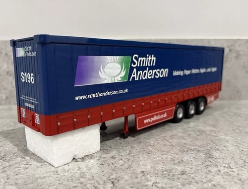 Corgi tri axle curtainside - -,