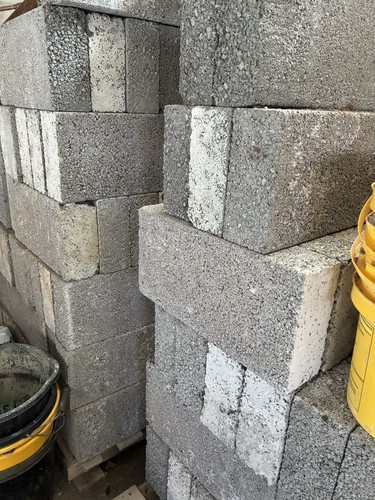 Concrete breeze blocks - breeze, 100mm