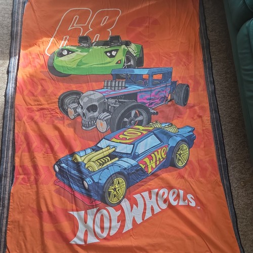 Hot wheels reversible - hot, duvet