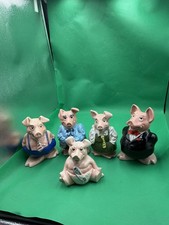Natwest Wade Pigs Family Full