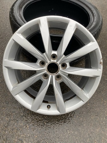 Genuine volkswagen golf - 1x,