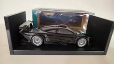 Boxed 1/18 UT Models McLaren
